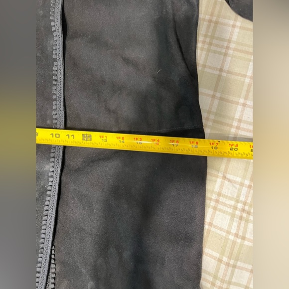 Ellie Tahari Lamb Suede Black Fringed Jacket - Picture 15 of 15